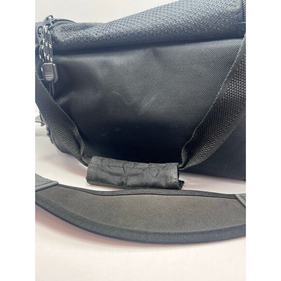 Quantaray QS 32571 Nylon Camera Bag Heavy Duty Shoulder Strap - Picture 3 of 8